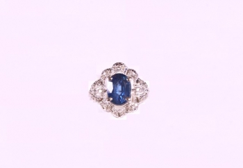 Lot 829